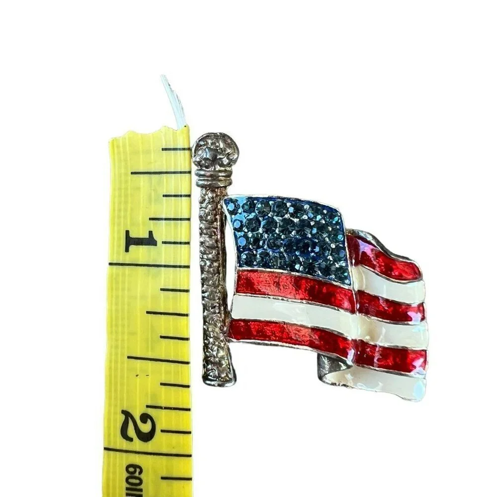 Vintage American Flag Patriotic Brooch Pin Rhinestone Enamel Waving Flag